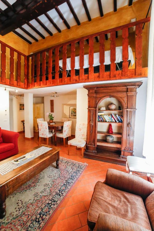 Traditional Apt Close To The Duomo - Private Yard! Florence Exterior photo